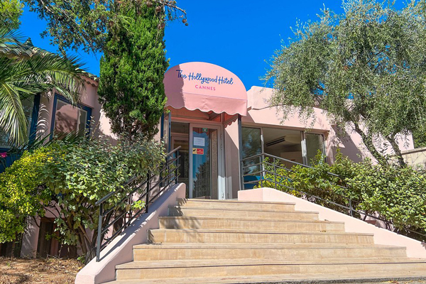 The Hollywood Hotel – ABECCO